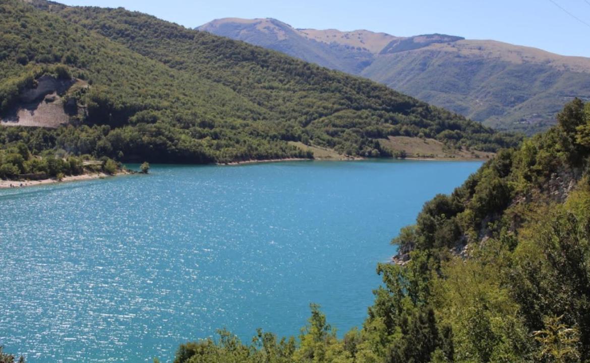 Locanda della Pieve Pievebovigliana Esterno foto