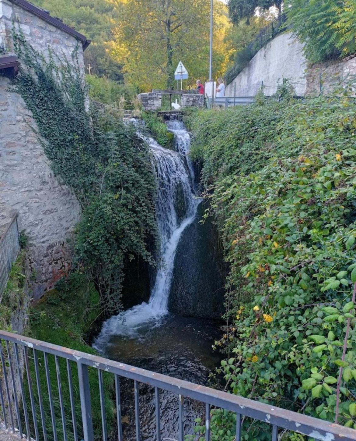 Locanda della Pieve Pievebovigliana Esterno foto